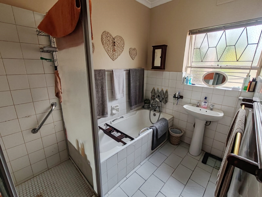 3 Bedroom Property for Sale in Bothasrus Eastern Cape